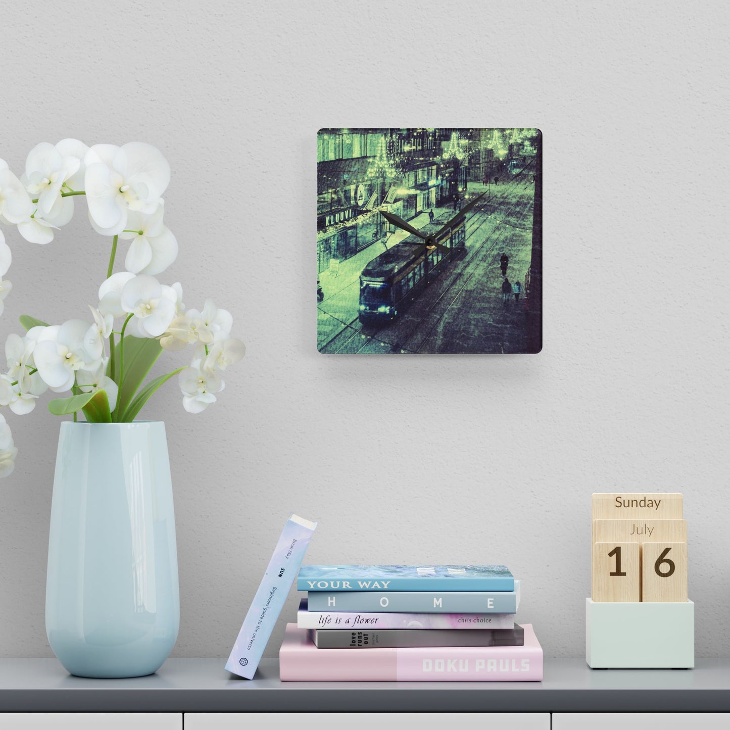 Vintage Streetcar Acrylic Wall Clock – Retro City Tram Wall Art